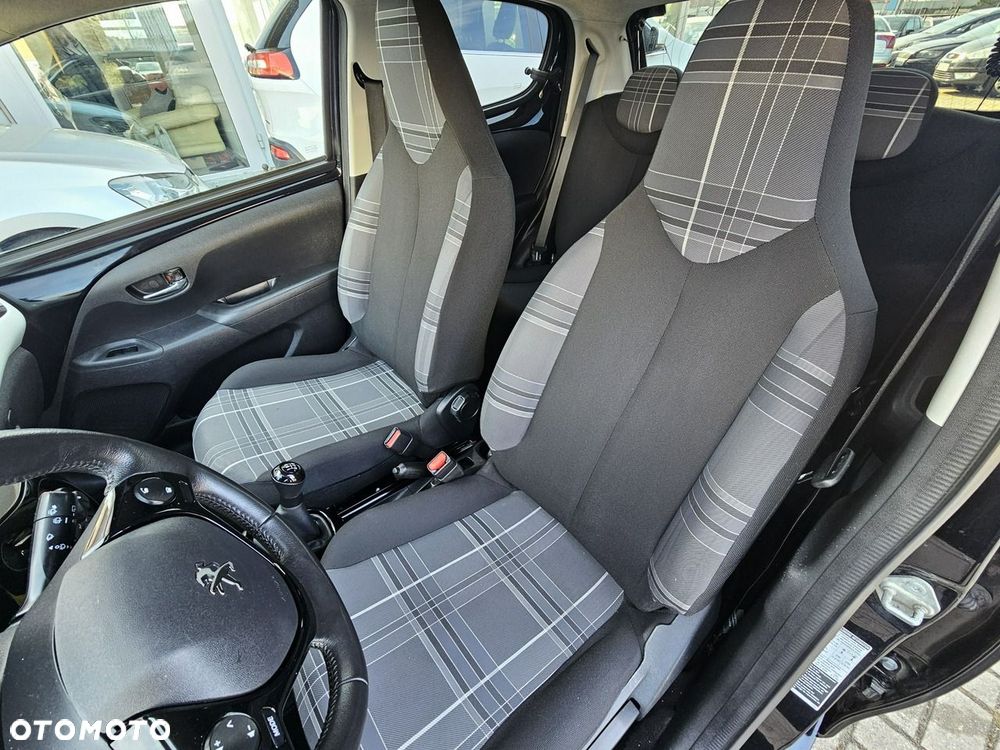 Peugeot 108 - 14