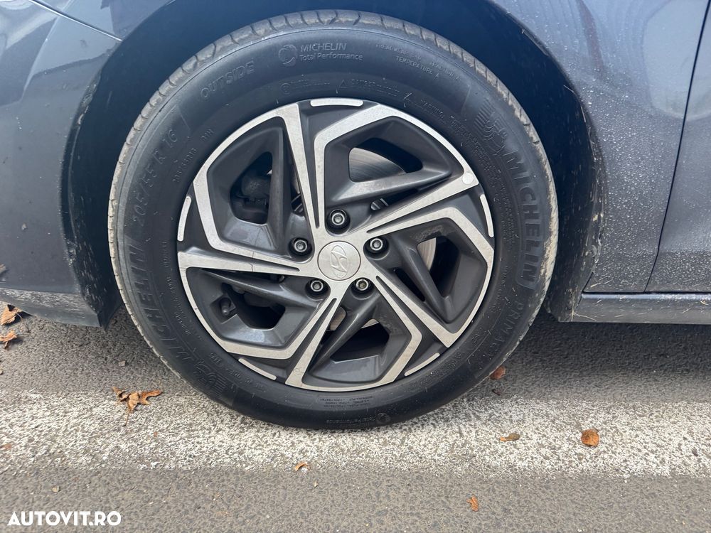 Hyundai i30 1.5 T-GDI MHEV 160CP Highway - 10