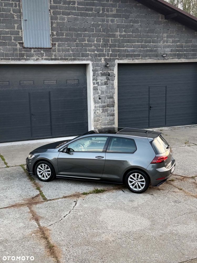 Volkswagen Golf - 16