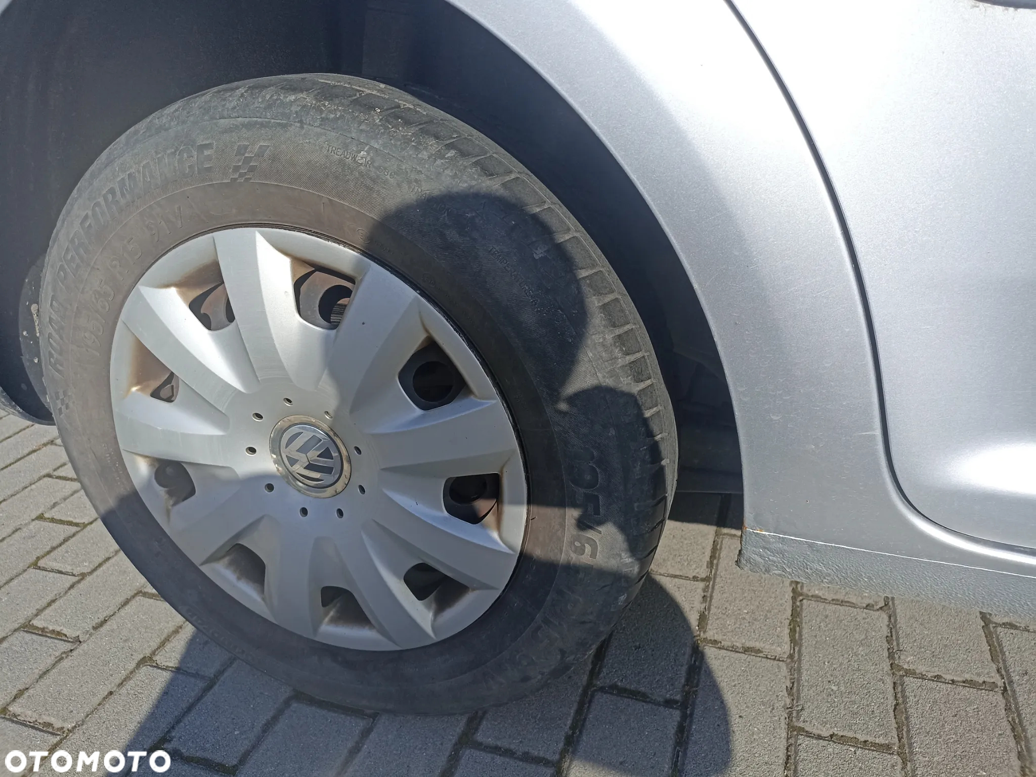 Volkswagen Touran 1.9 TDI Conceptline - 6