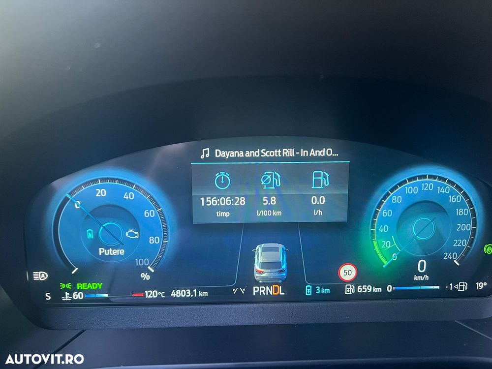 Ford Kuga 2.5 Duratec FWD PHEV ST-Line X - 9