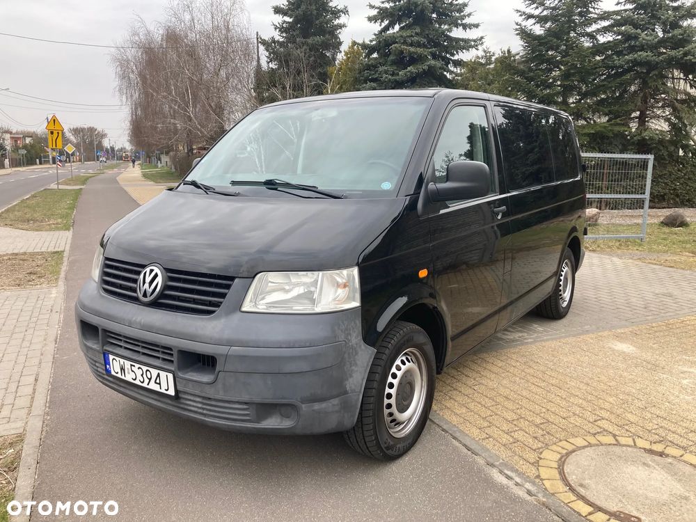 Volkswagen Transporter - 1