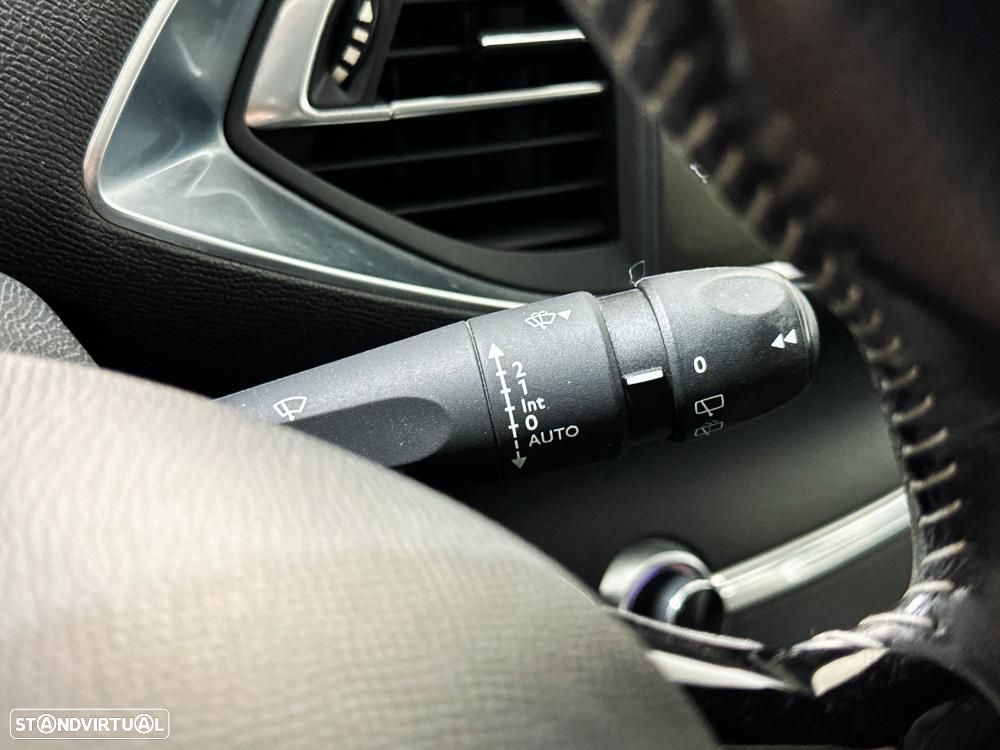 Peugeot 308 1.6 BlueHDi Allure - 40