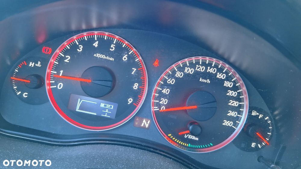 Subaru Legacy 3.0R - 17
