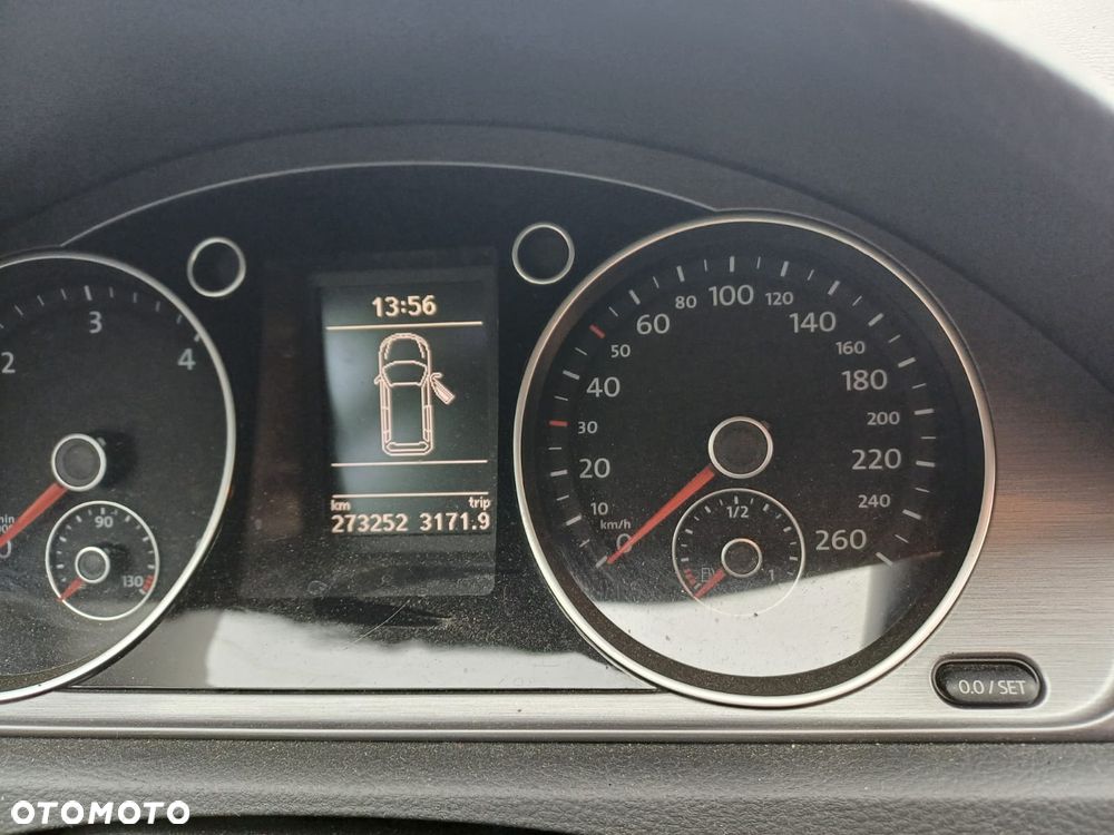 Volkswagen Passat - 7