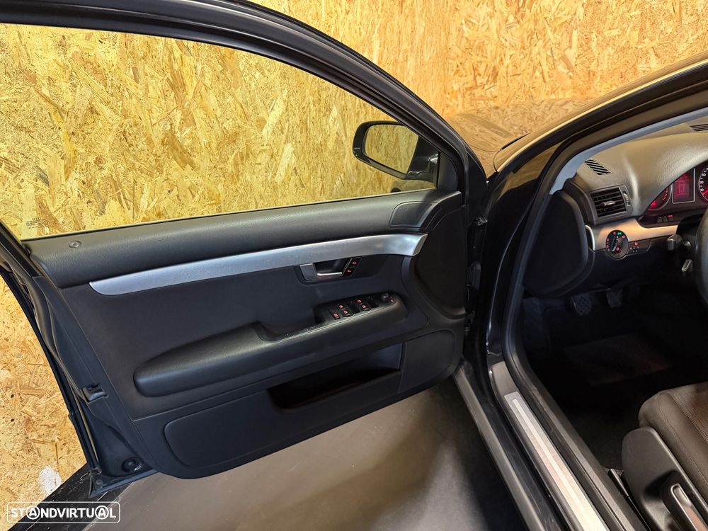 Audi A4 Avant 2.0 TDi Sport - 5