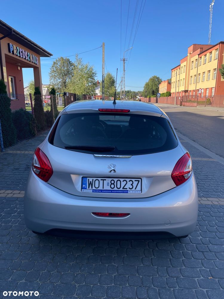 Peugeot 208 1.4 HDi Access - 5