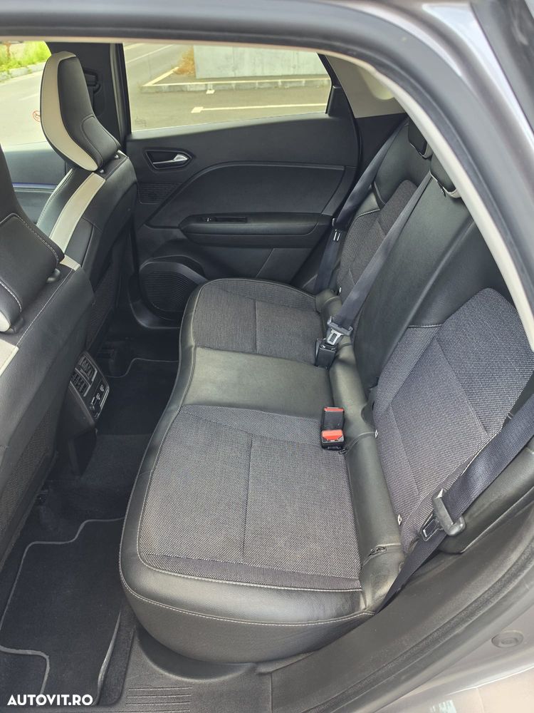 Renault Captur TCe Mild Hybrid 140 GPF TECHNO - 21
