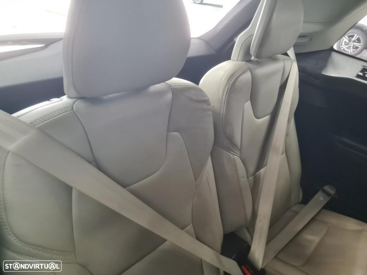 Volvo XC 90 2.0 T8 PHEV Inscription AWD - 10