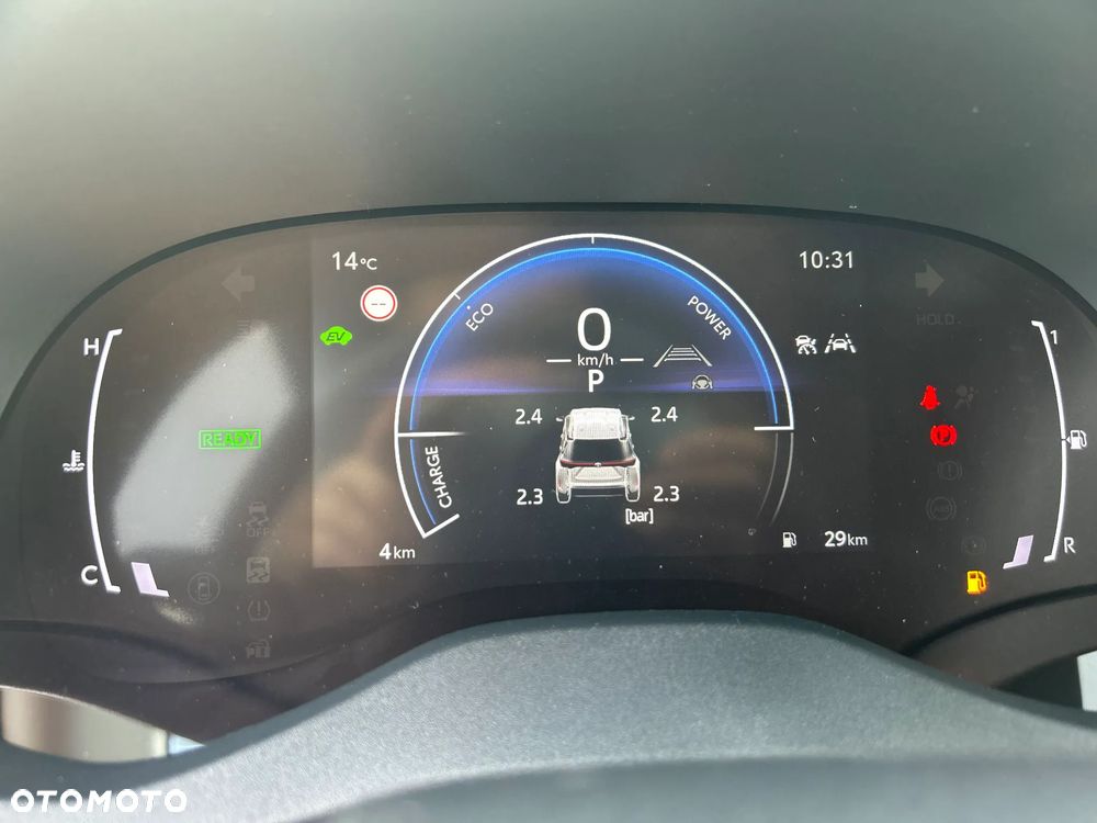 Toyota Yaris Cross Hybrid 1.5 Comfort - 24