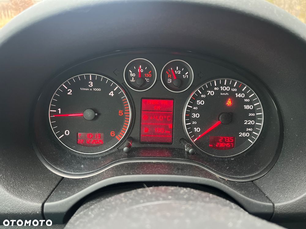 Audi A3 Sportback 2.0 TDI DPF S line Sportpaket plus - 12