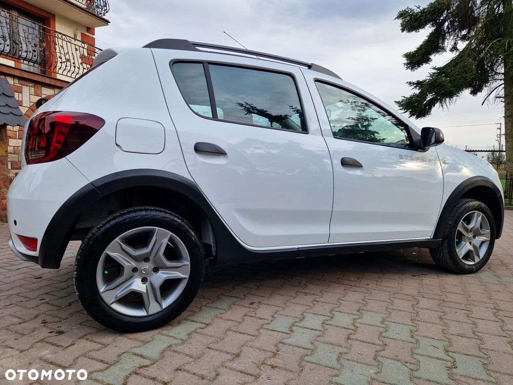 Dacia Sandero 0.9 TCe Laureate S&S - 9