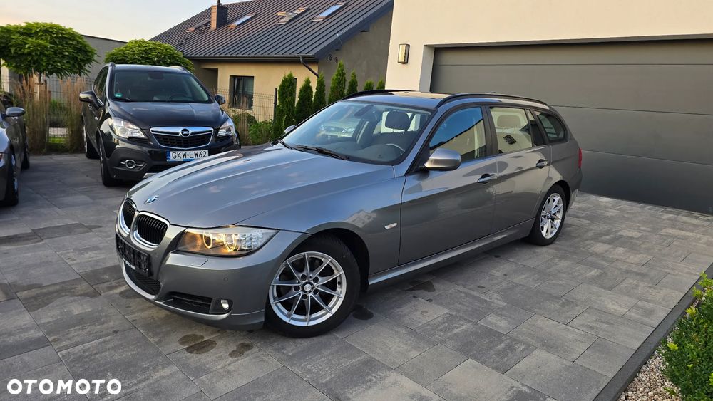 BMW Seria 3 318i Edition Exclusive - 3
