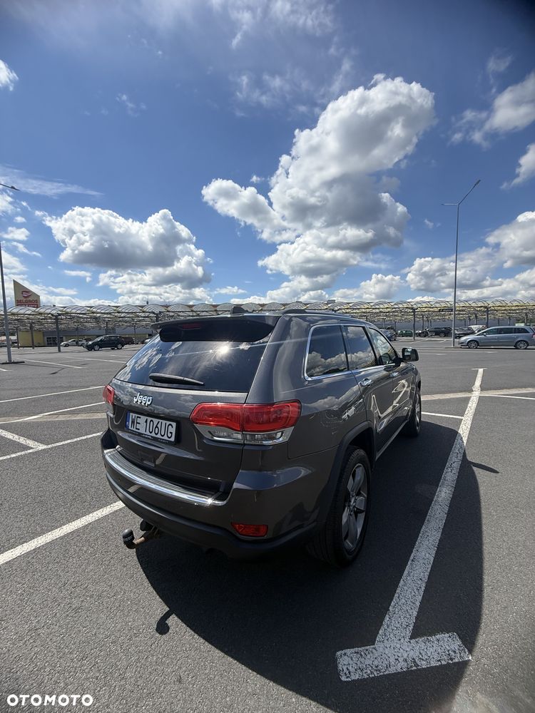 Jeep Grand Cherokee - 8