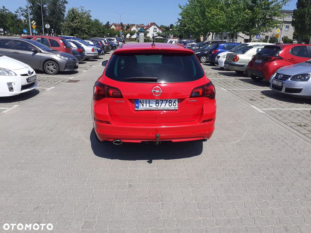 Opel Astra 1.4 Turbo 150 Jahre - 4