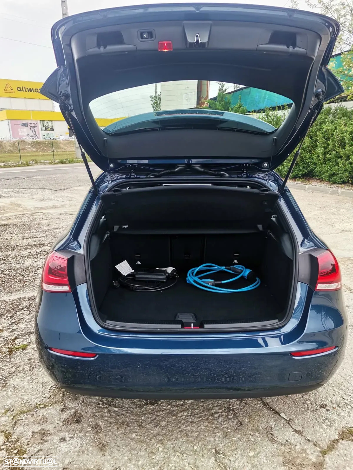 Mercedes-Benz A 250 e Style Plus - 8
