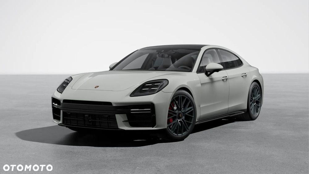 Porsche Panamera - 1