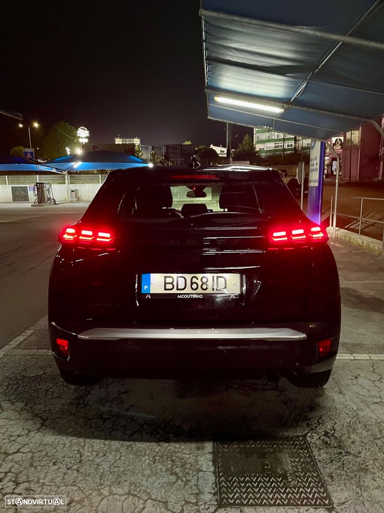 Peugeot 2008 1.2 PureTech Active Pack - 4