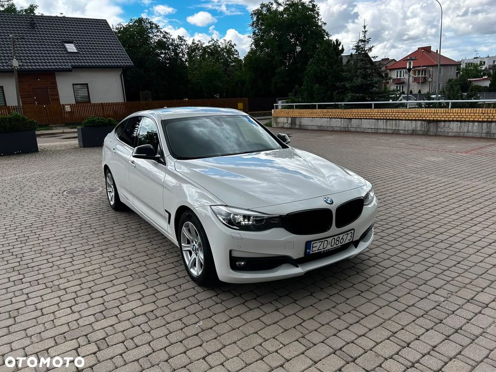 BMW 3GT 320i GPF Advantage - 2