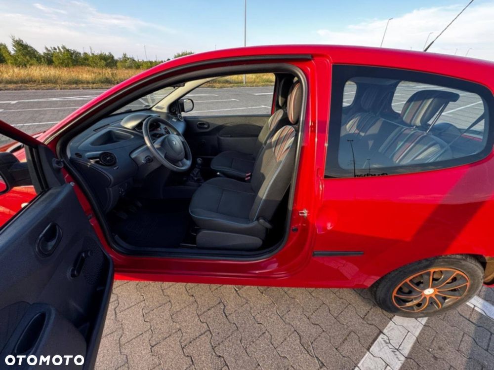 Renault Twingo 1.2 LEV 16V 75 eco2 - 8