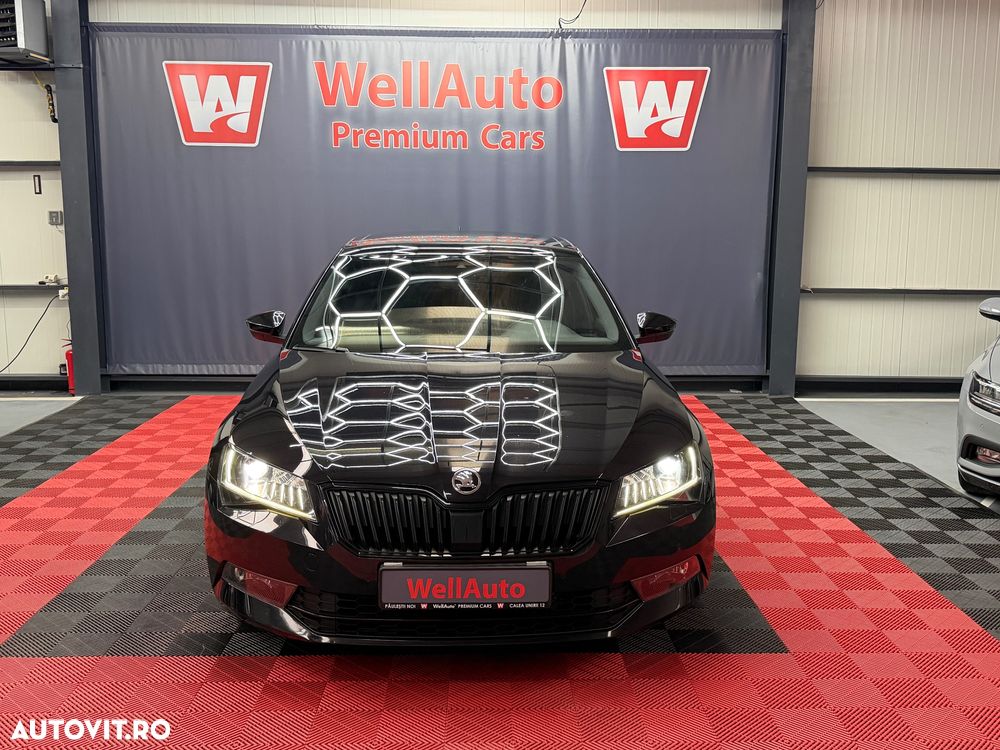 Skoda Superb 2.0 TDI DSG 4X4 Sportline - 1
