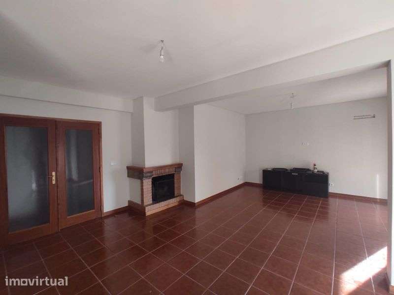 Arrenda T2 vila de prado - Grande imagem: 4/12