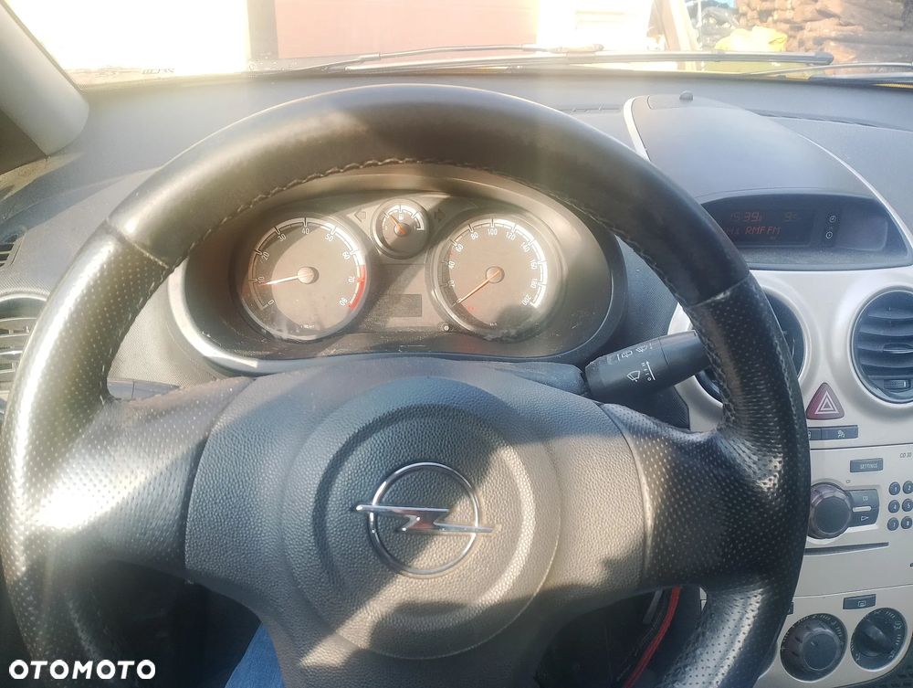 Opel Corsa - 14