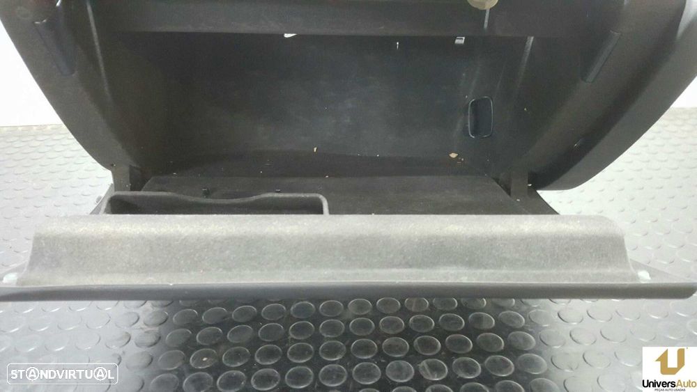 PORTA LUVAS AUDI A4 BER. (B8) BáSICO - 2