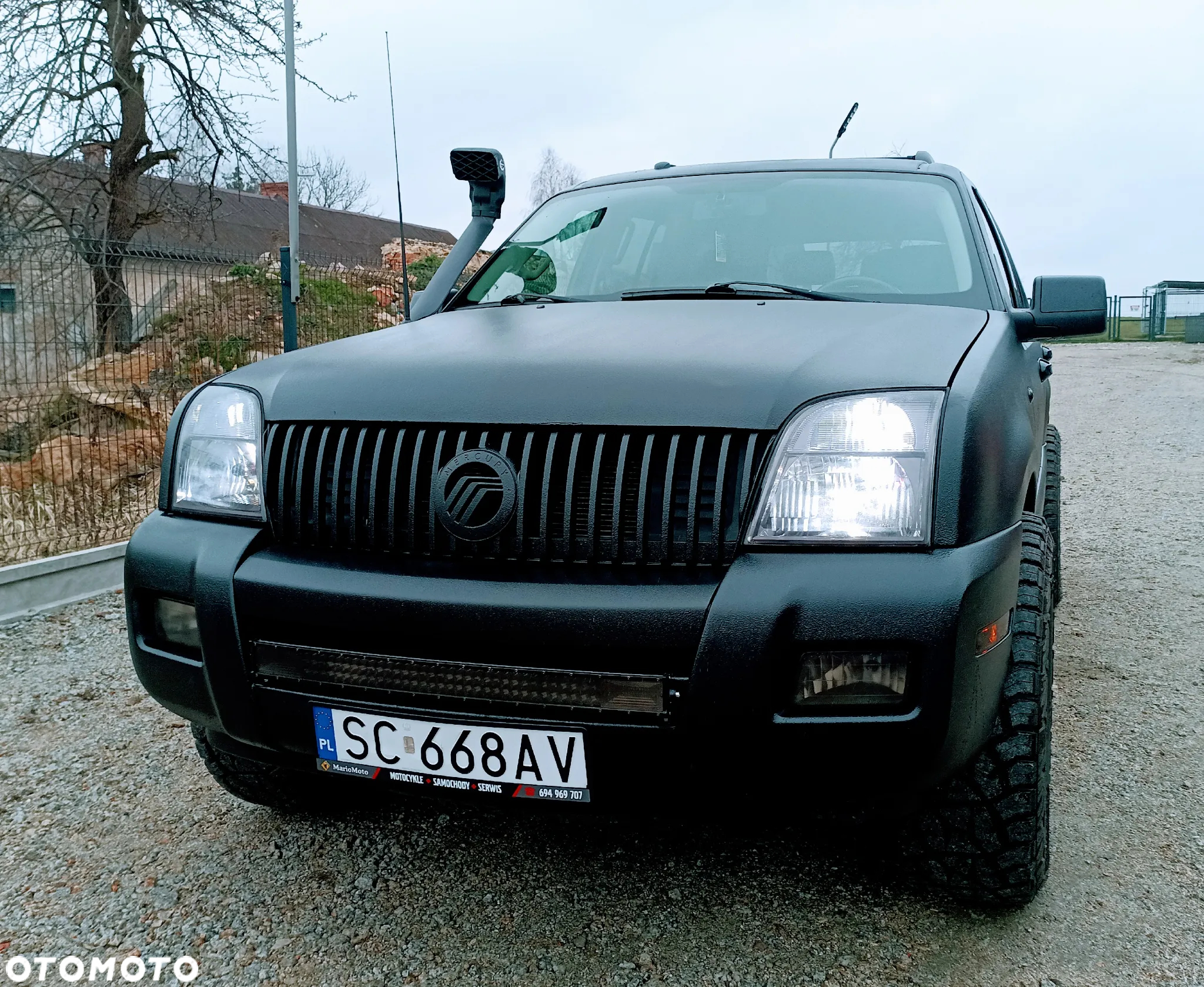 Ford Explorer 4.0 4WD - 31
