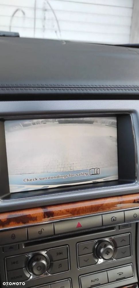 Jaguar XF 2.7 V6 Premium Luxury - 14