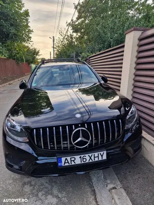 Mercedes-Benz GLC 220 d 4Matic 9G-TRONIC - 4