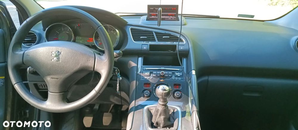 Peugeot 3008 1.6 Premium - 10