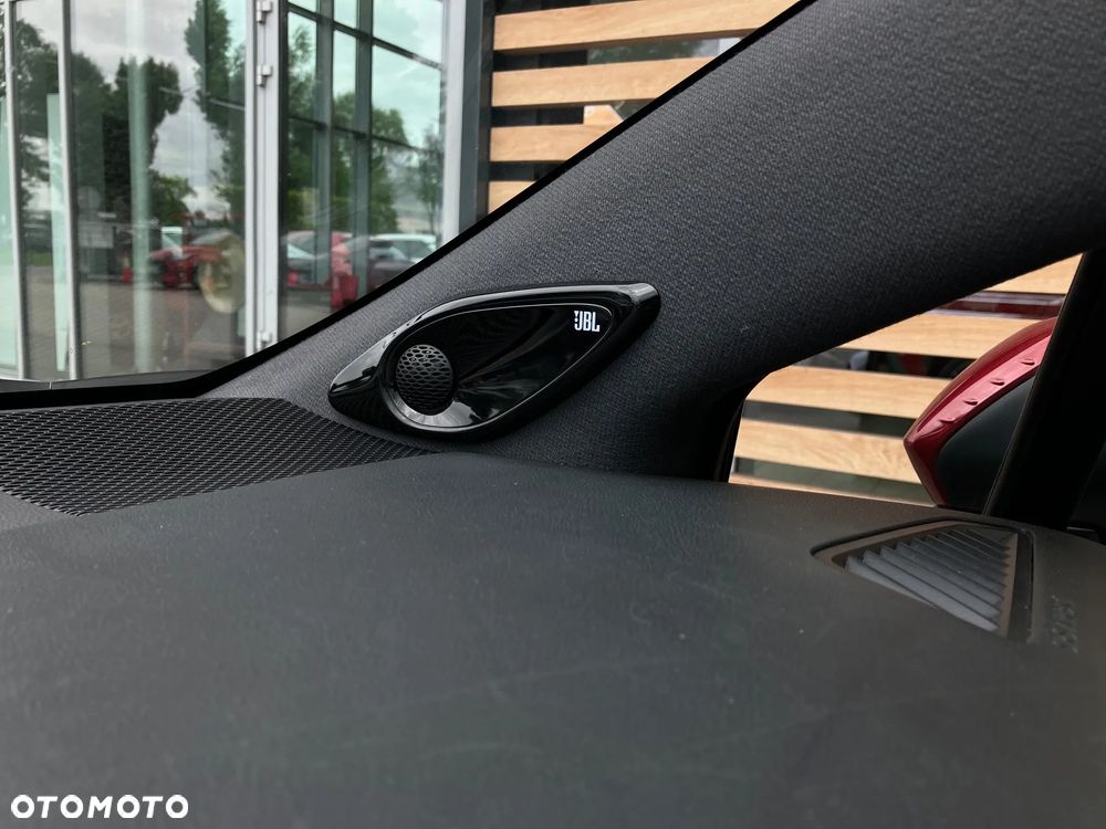 Toyota Corolla 2.0 Hybrid Selection - 23