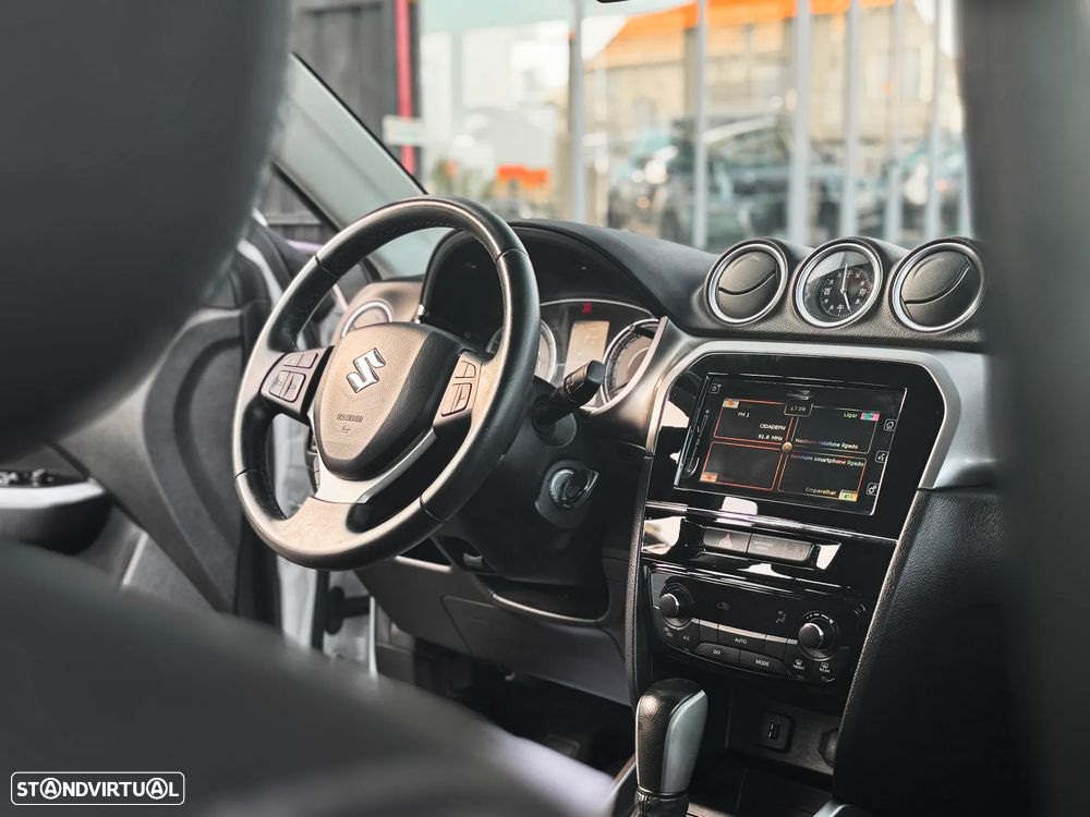 Suzuki Vitara 1.0T GLE AT - 9