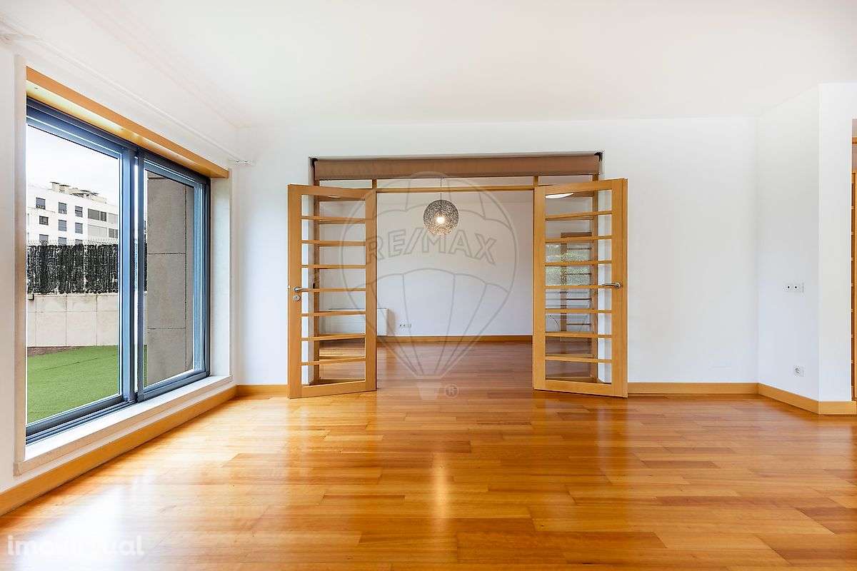 Apartamento T3 para arrendamento - Grande imagem: 2/33