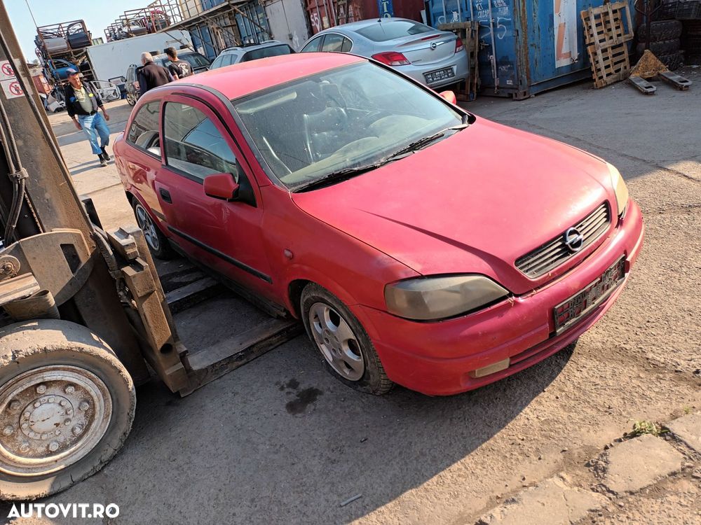 Dezmembrari  Opel ASTRA G  1998  > 2009 2.0 16V Benzina - 3
