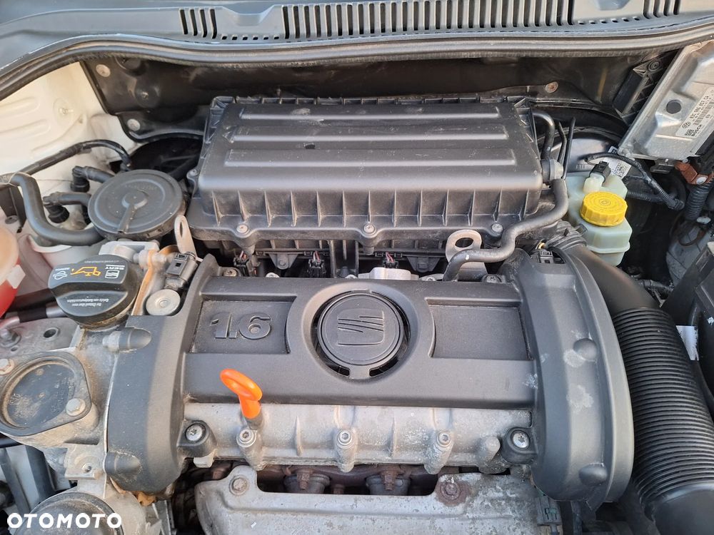 Seat Ibiza 1.6 16V Comfort Edition - 11