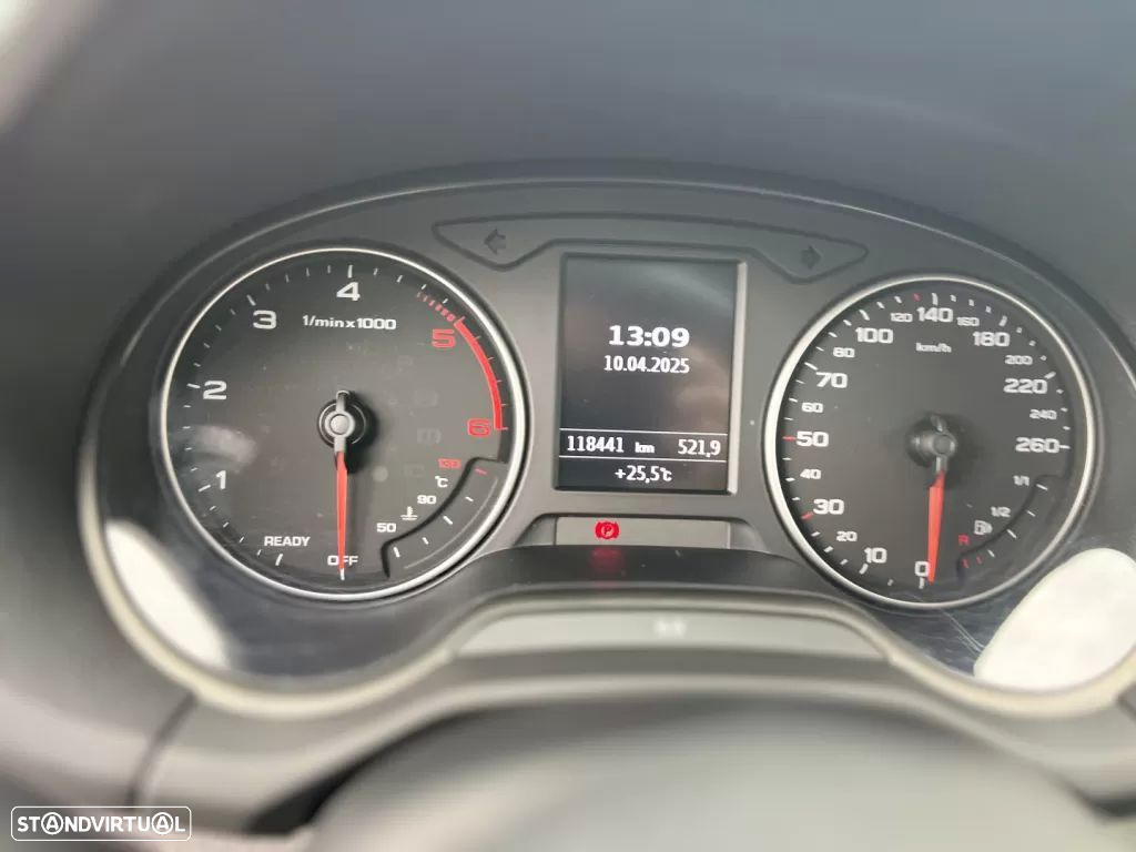 Audi Q2 - 25