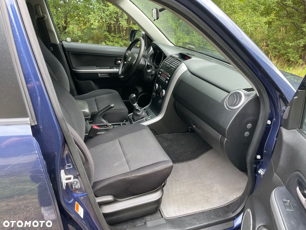 Suzuki Grand Vitara 1.9 DDiS Premium - 12