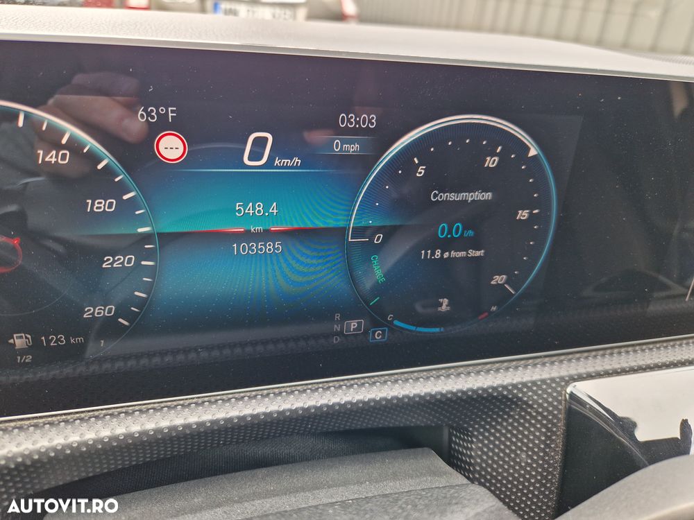 Mercedes-Benz A 220 Sedan 7G-DCT - 18