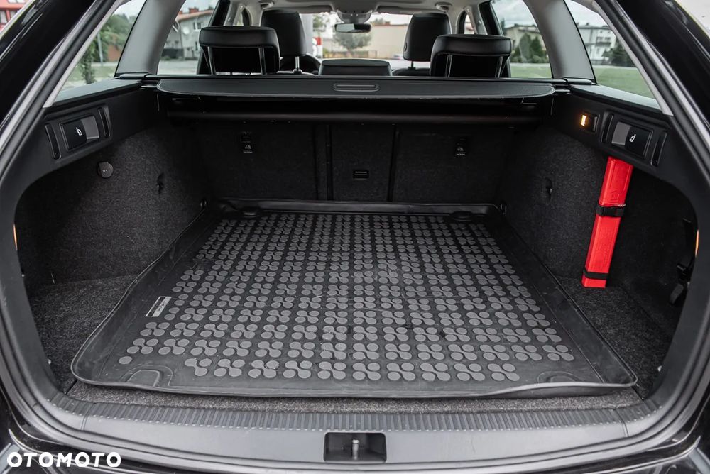 Skoda Octavia Scout 2.0 TDI 4x4 DSG - 32