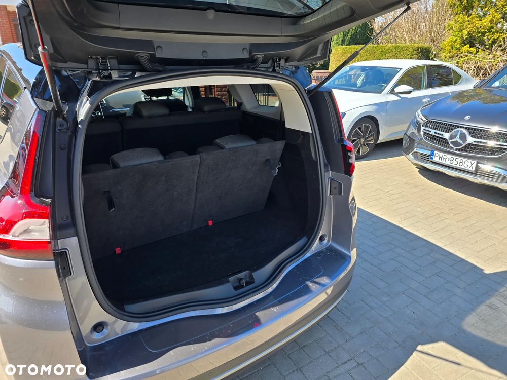 Renault Grand Scenic - 20