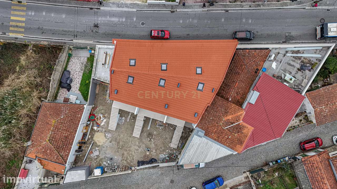 Excelente Oportunidade – T2+1 Duplex em Águas Santas - Grande imagem: 4/44