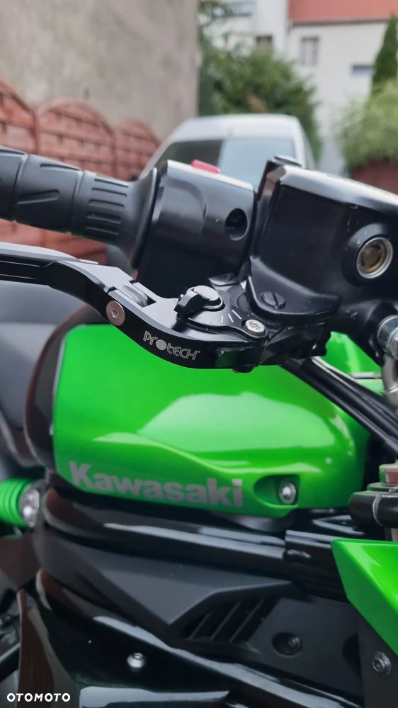 Kawasaki ER - 16
