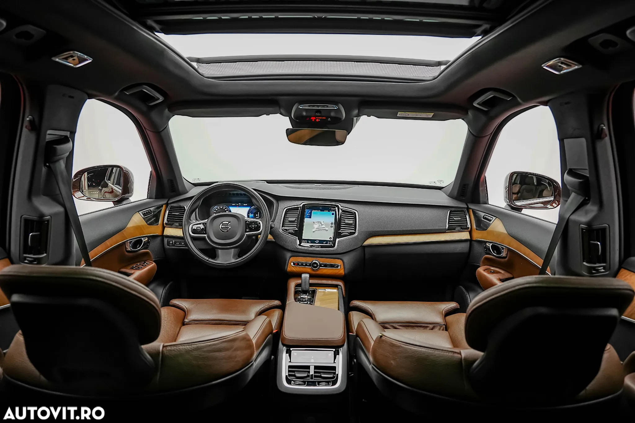 Volvo XC 90 T8 AWD Recharge Geartronic Inscription Expression - 2