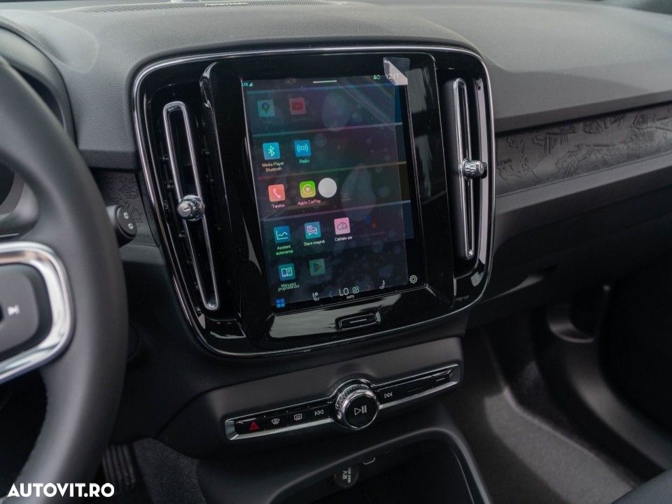 Volvo XC 40 Recharge Single Motor Extended Range RWD Plus - 12