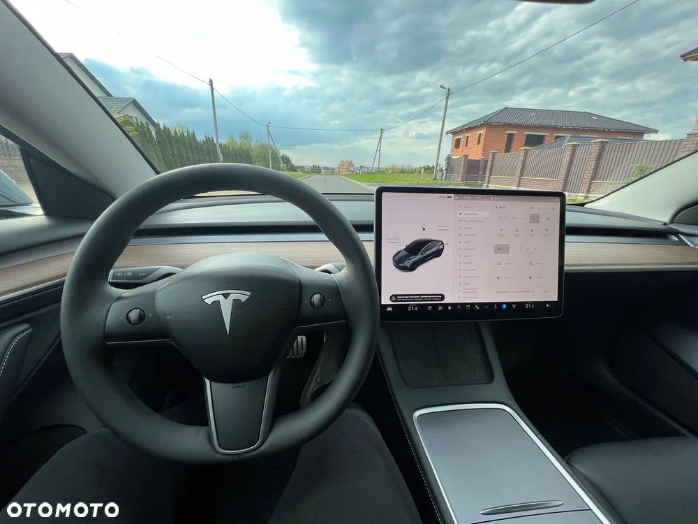 Tesla Model 3 Langstreckenbatterie Allradantrieb Dual Motor - 11