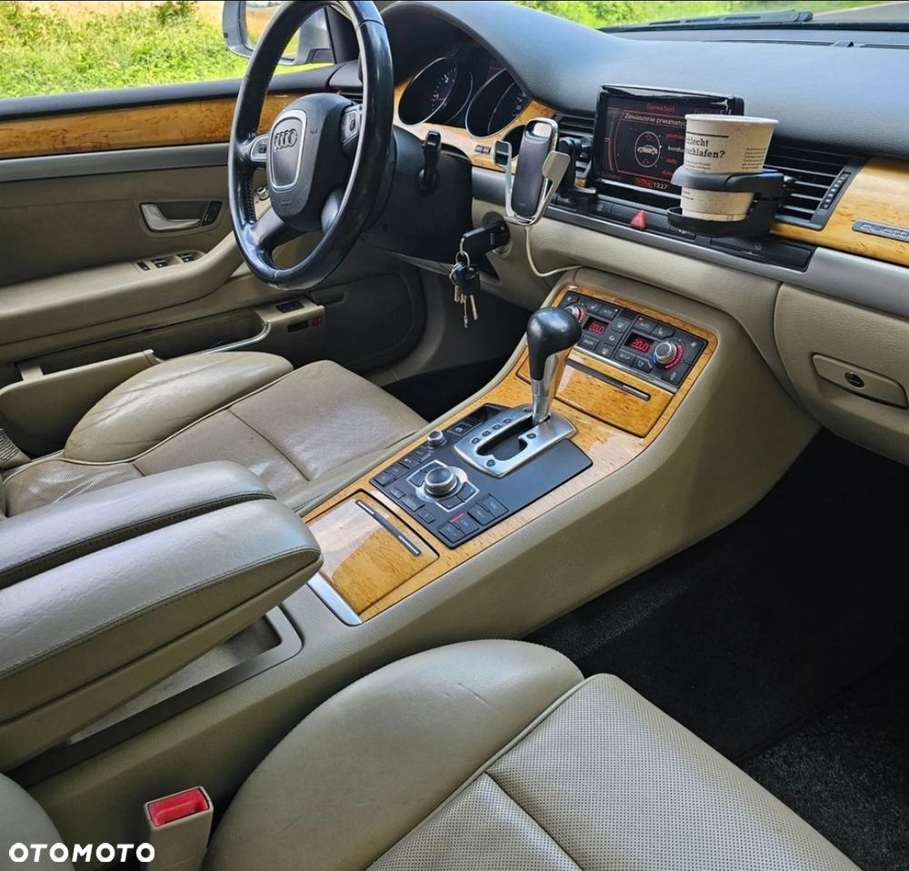 Audi A8 - 5