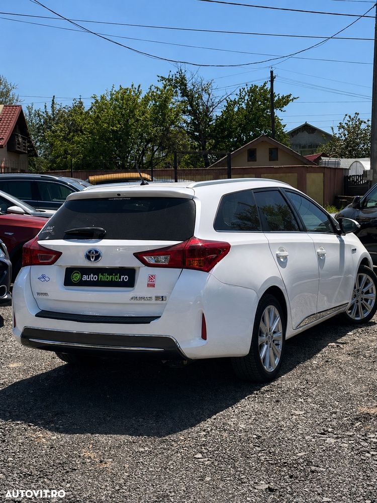 Toyota Auris - 5