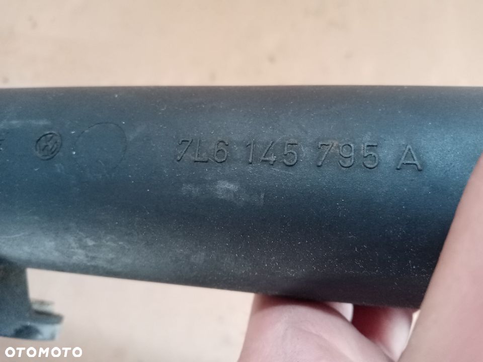 Rura wąż przewód turbiny VW Touareg 2.5 TDI 7L6145795A - 4